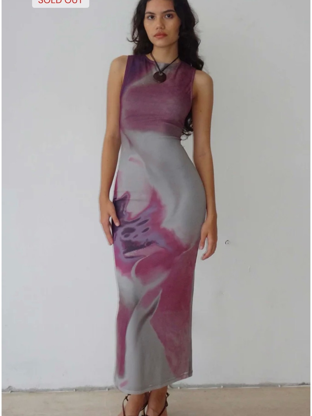 Sleeveless Maxi Dress In Gray And Burgundy — image 2 of 4